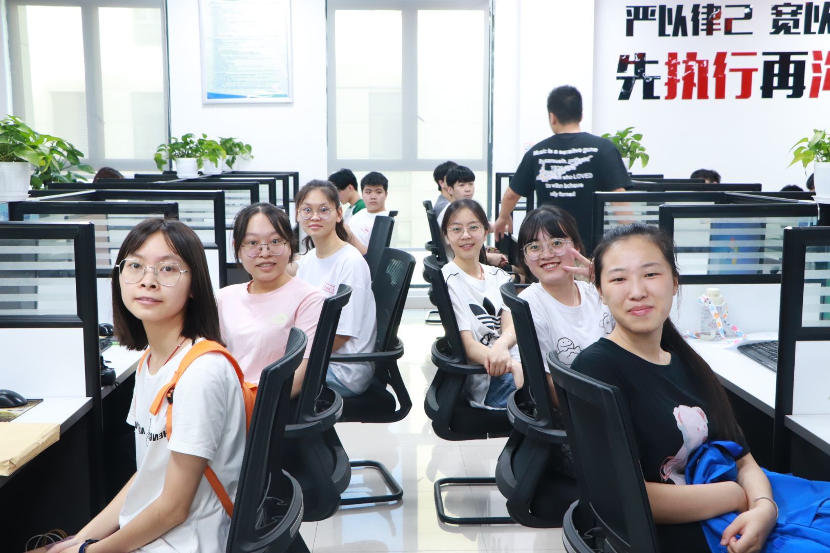 1625386052025071215.jpeg 1625299196313.jpeg