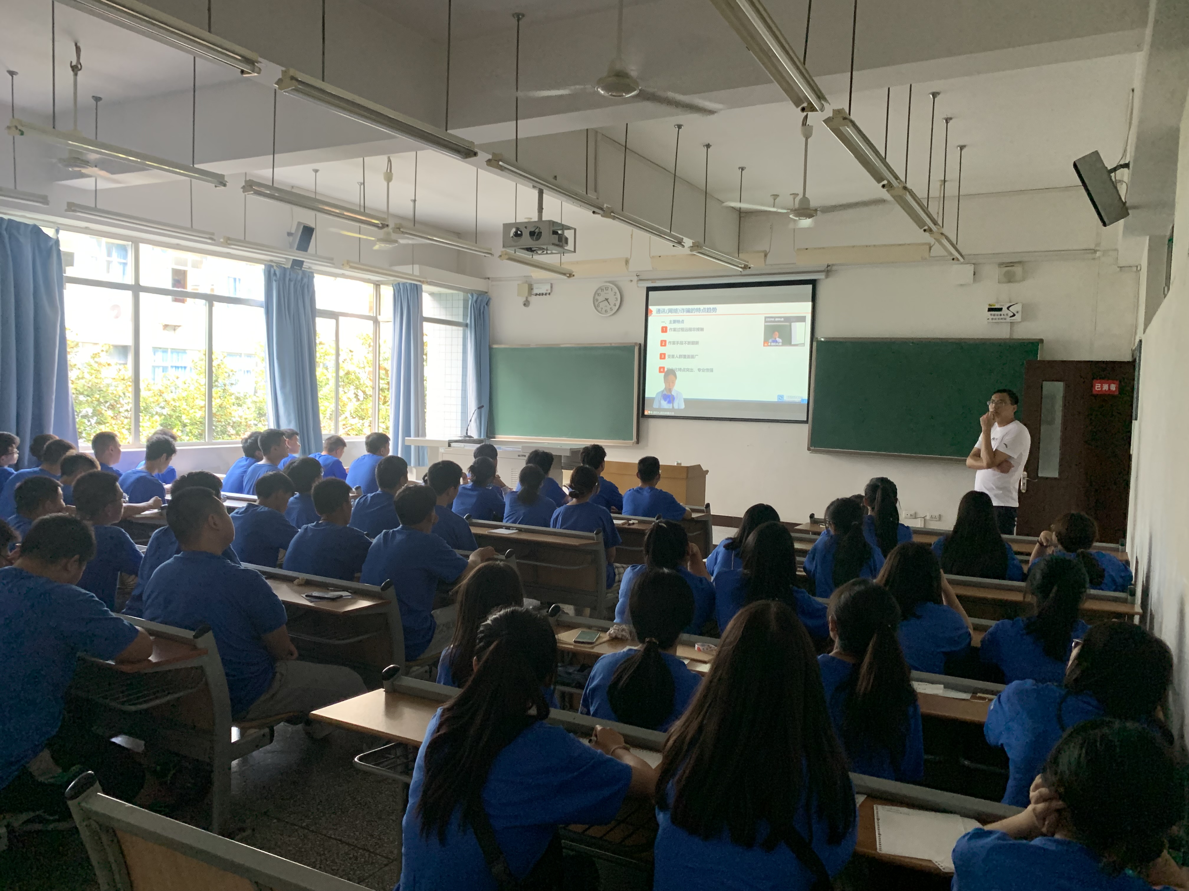 1632910125869081188.jpg IMG_0332.jpg