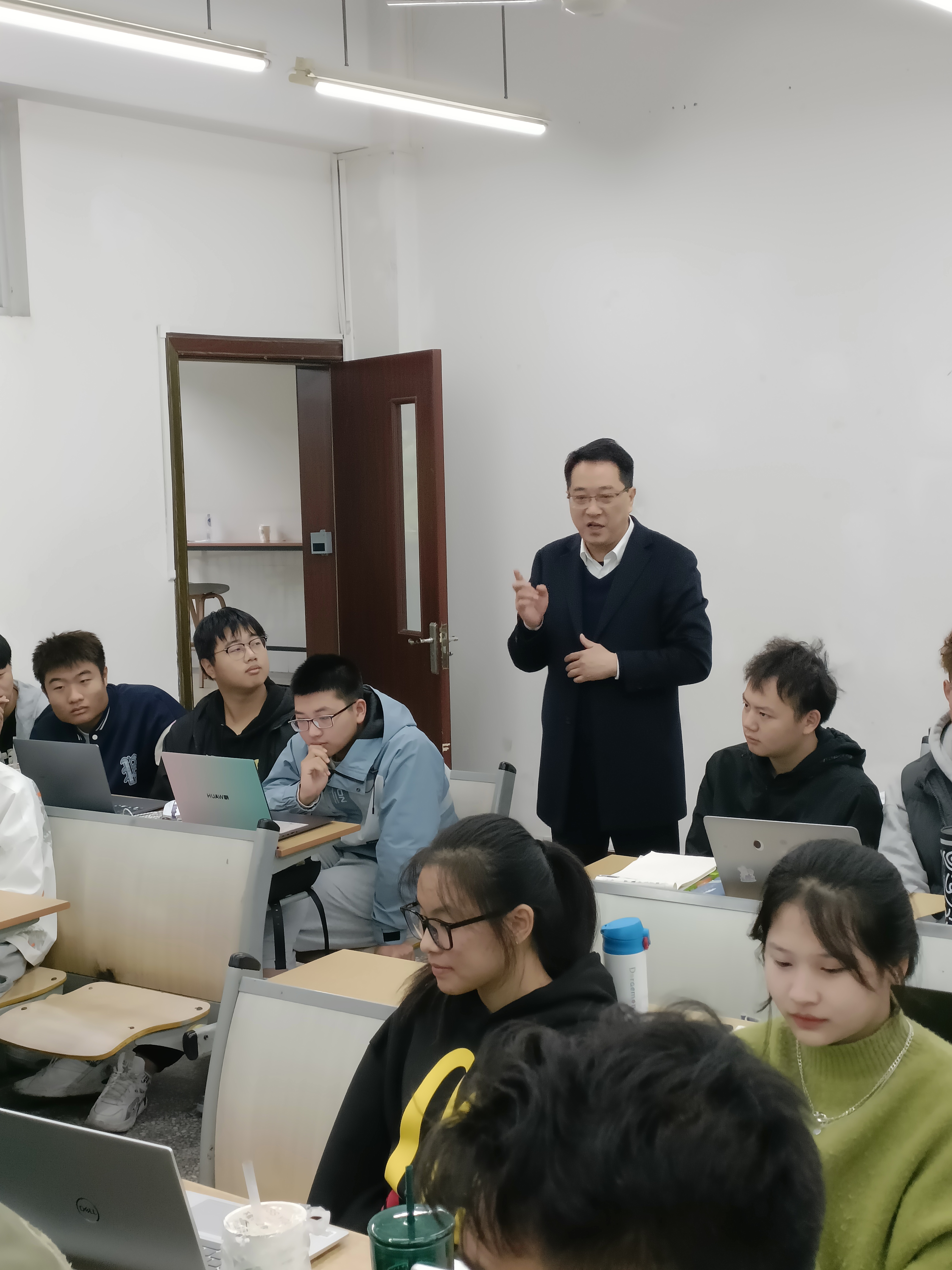 EvQx_1699948382230081348.jpg 微信图片_20231114154443.jpg